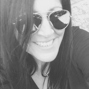 Meet your Posher, Tina