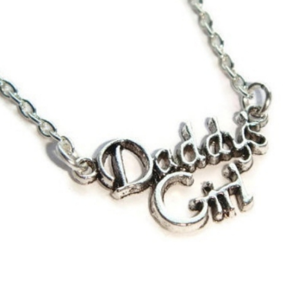 New Daddy's Girl necklace