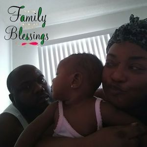 Meet your Posher, Moniquea