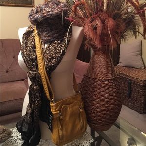 ✨NWT Bueno Purse✨