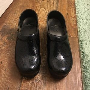 DANSKO MULE