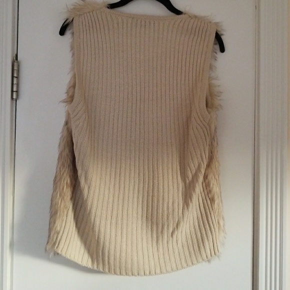 BCX Faux Fur Knit Vest - Picture 3 of 7