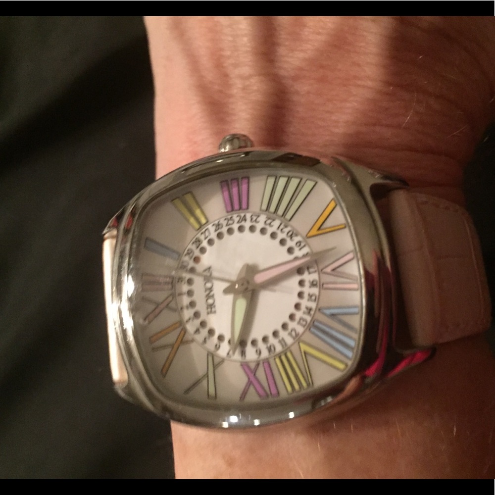 Honora Watch