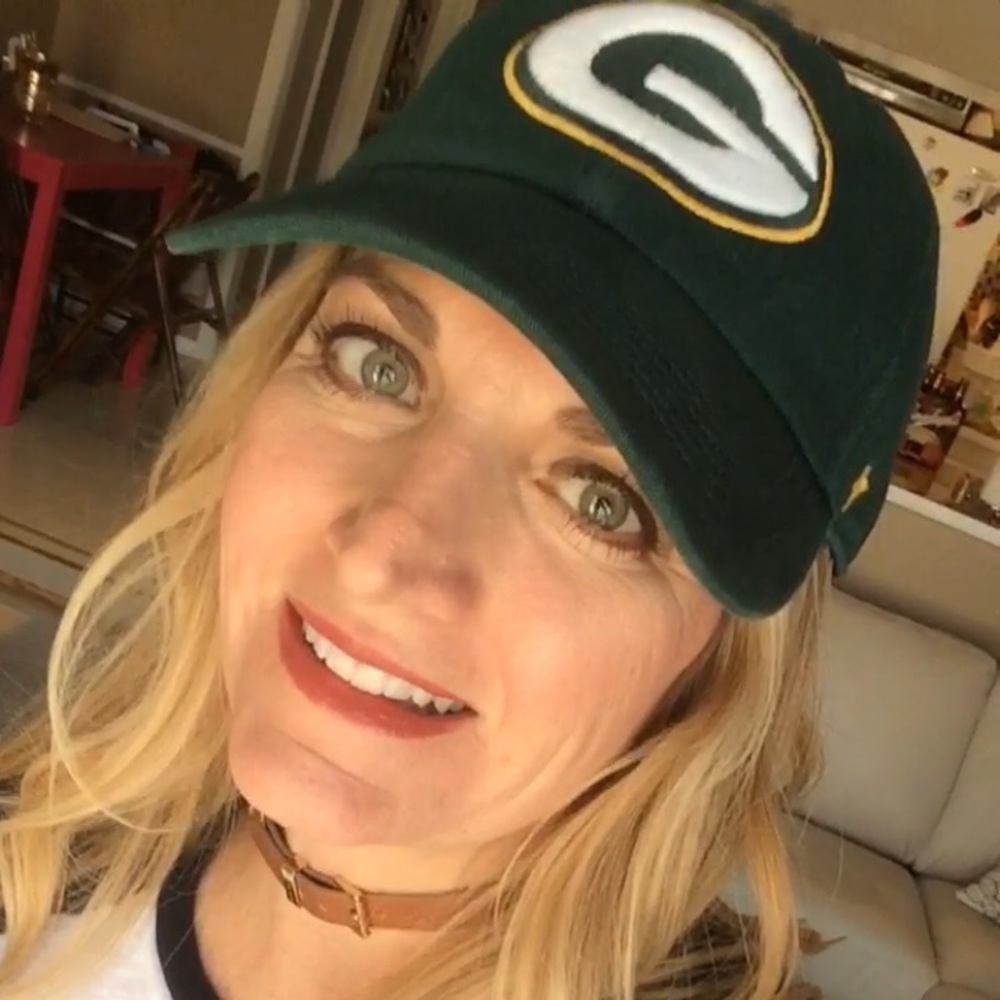 Meet your Posher, Lee