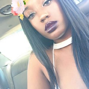 Meet your Posher, Precious