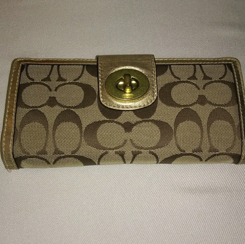 Coach wallet