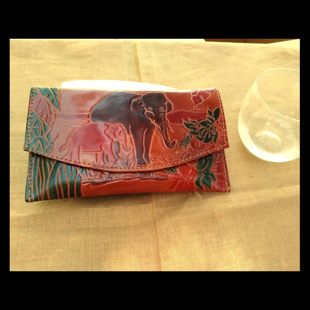 Beautiful purse of learher,