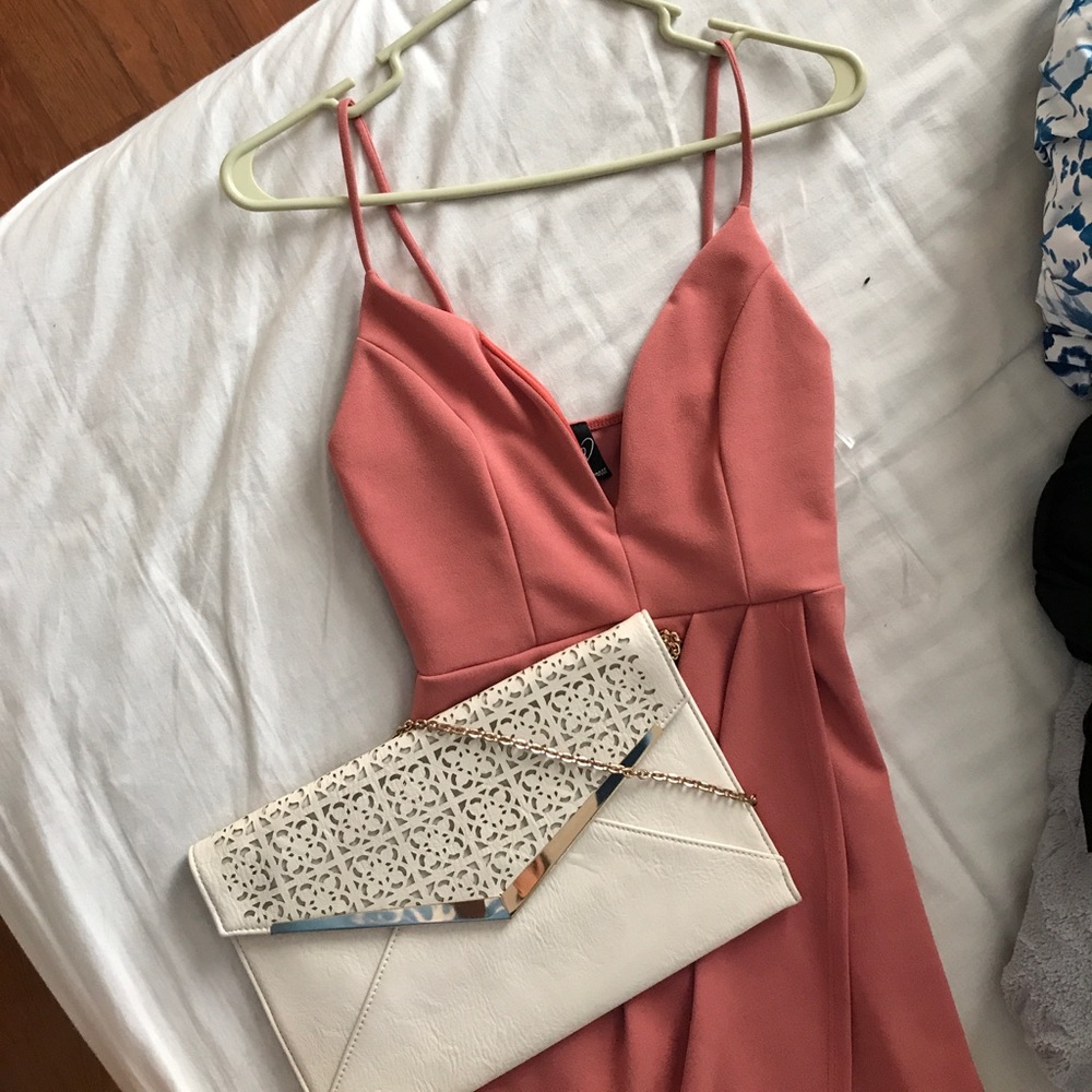 Low plunge, spaghetti strap peach bodycon dress