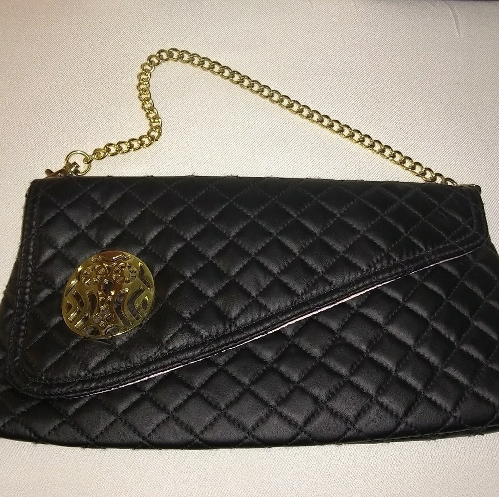 Clutch bag with shoulder chain