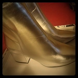 Silver fashion iboots