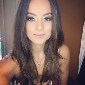 Meet your Posher, Camila