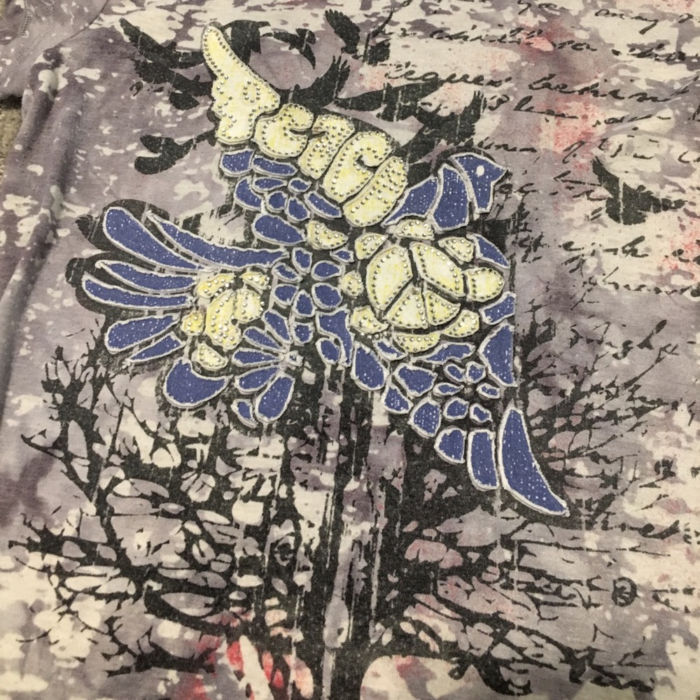 Graphic tee - Picture 2 of 3