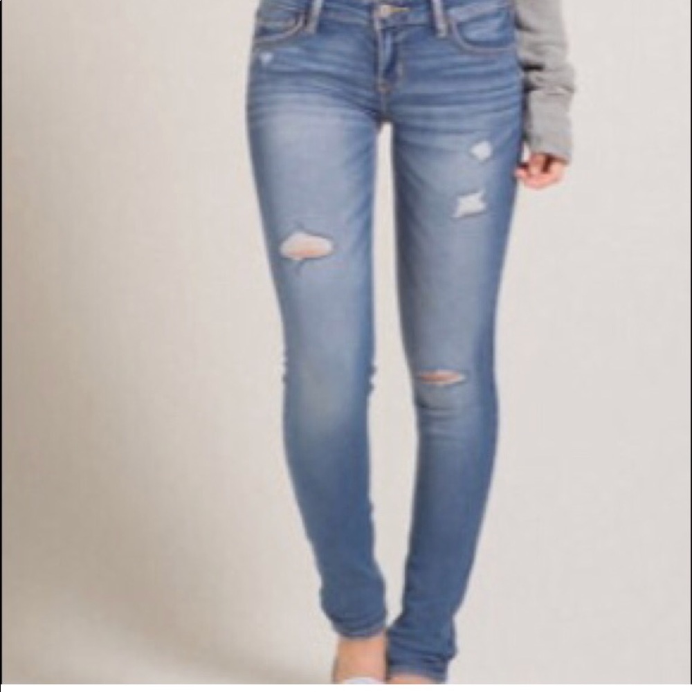 Hollister jeans !