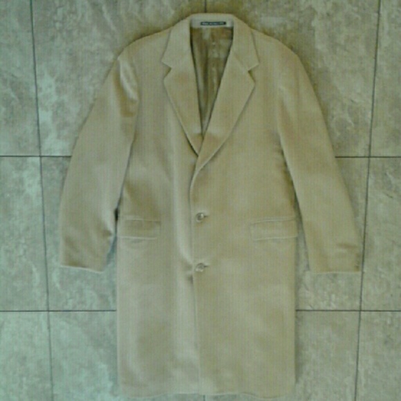 Mainland of England Cashmere Coat - Picture 1 of 8