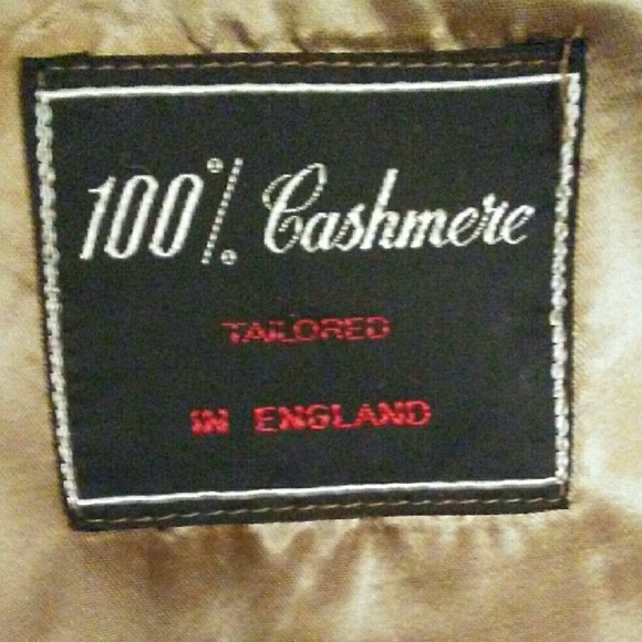 Mainland of England Cashmere Coat - Picture 5 of 8
