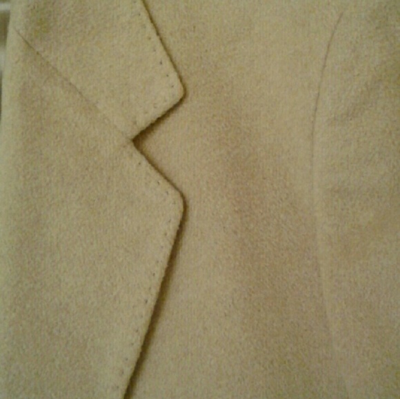 Mainland of England Cashmere Coat - Picture 7 of 8