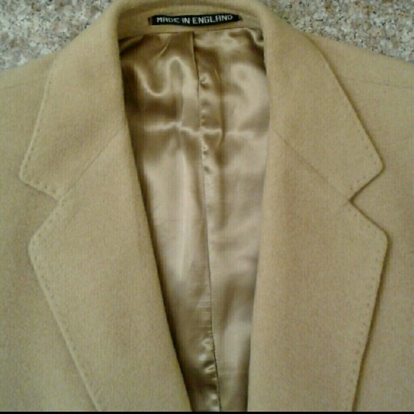 Mainland of England Cashmere Coat - Picture 3 of 8