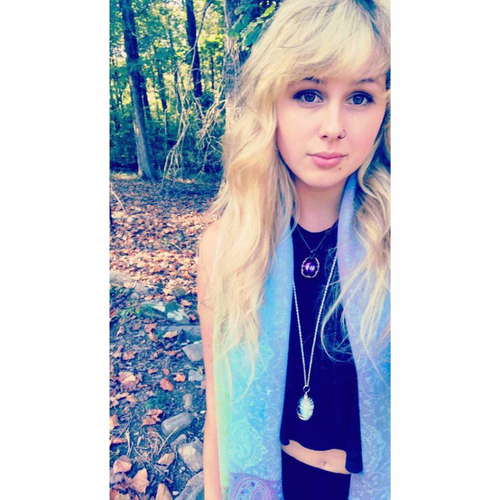 Meet your Posher, Brittany