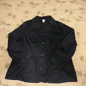 Stylish 3 button jacket.