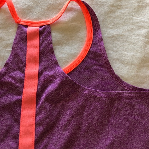 Workout Top - Picture 4 of 4