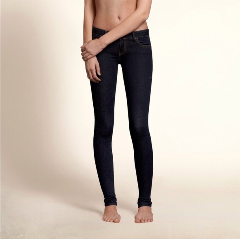 Black super skinny jeans