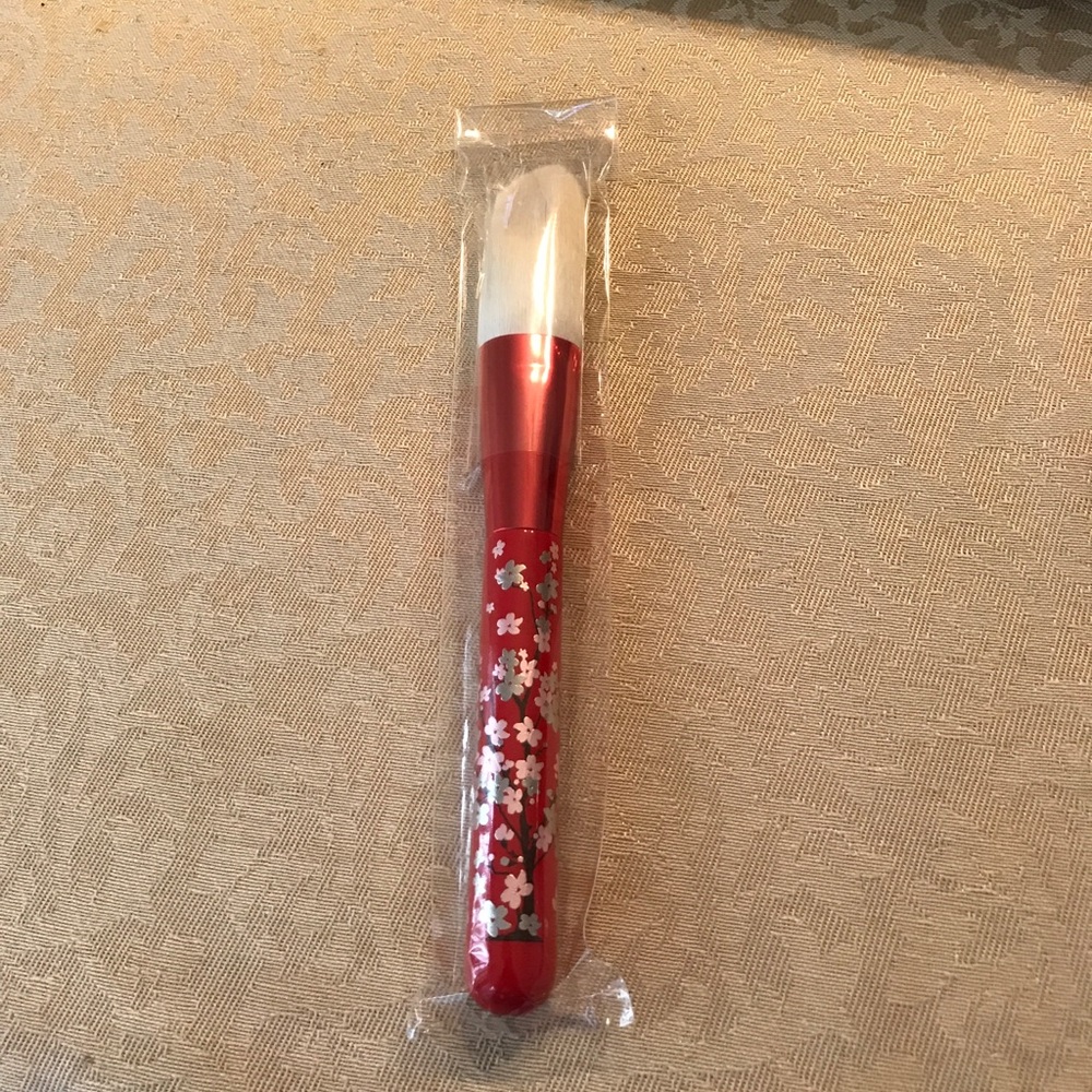 Chikuhodo Beautylish Powder Brush