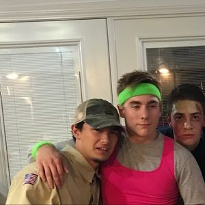 Meet your Posher, Dennis