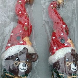 CHRISTMAS ORNAMENTS (2)