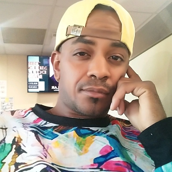 Meet your Posher, David - Picture 1 of 1