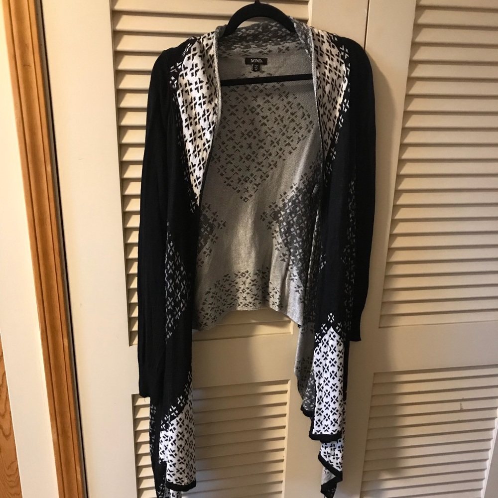 Black and white pattern cardigan sweater long