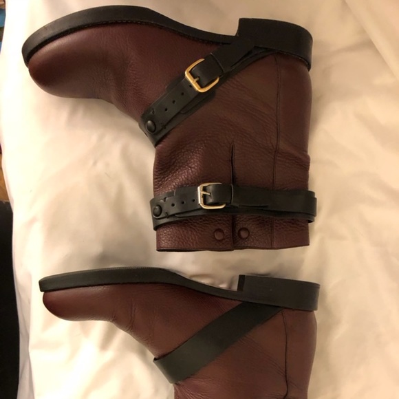 Chloé Double Strap Flat Biker Boots - Picture 3 of 3