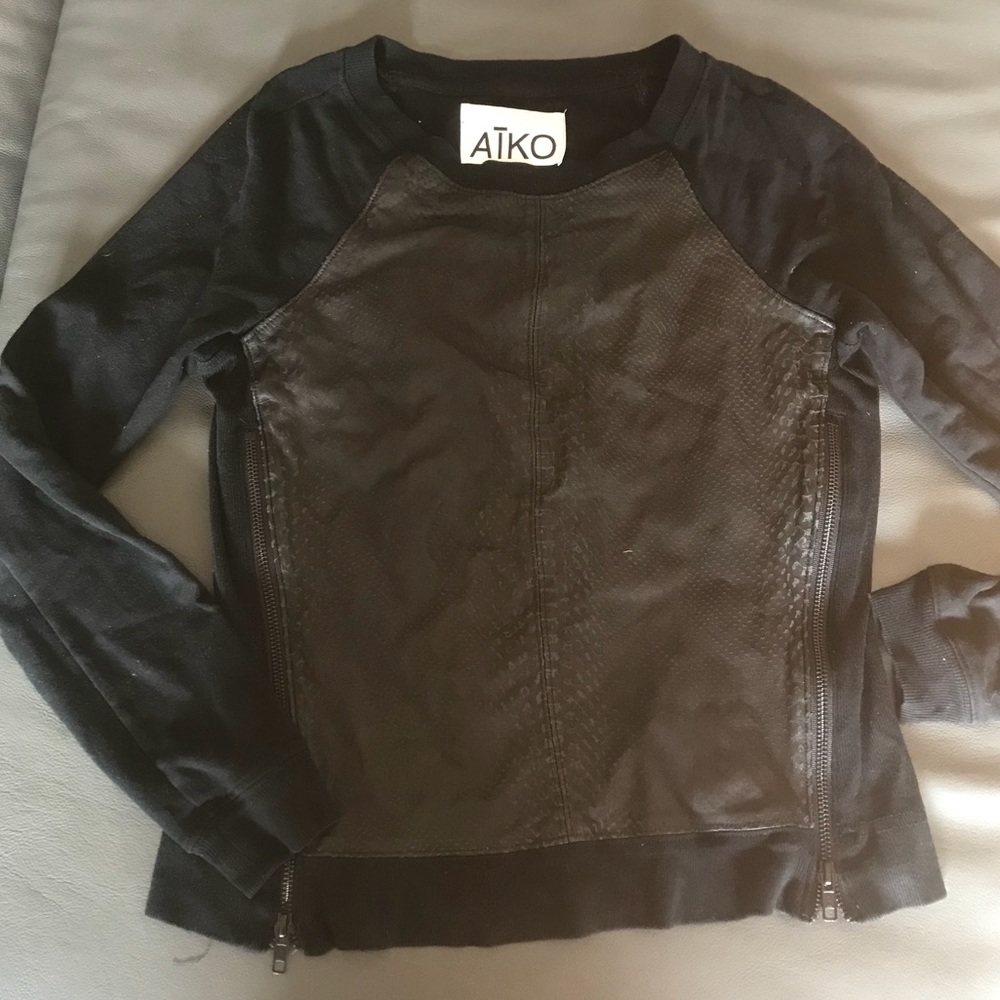 Aiko black sweater