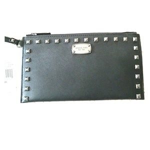 Michael Kors zip clutch