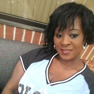 Meet your Posher, Robin