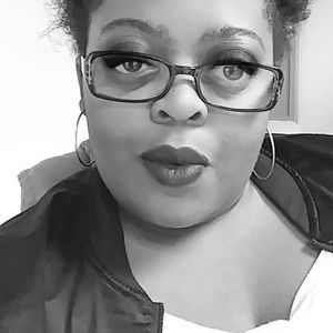 Meet your Posher, Kendra