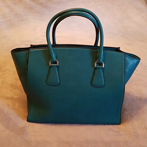 Michael Kors Selma Large Satchel in Aqua Blue - Picture 2 of 6