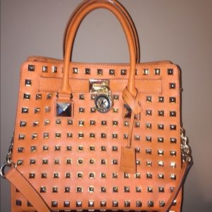 MICHAEL Kors tote.