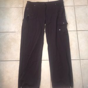 women’s maroon athleta pants