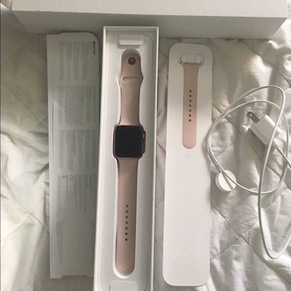 Apple Watch, Series 2