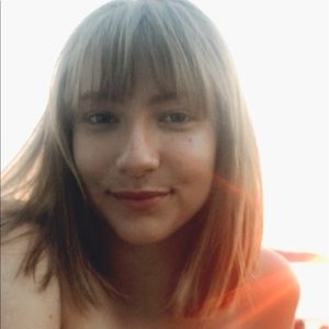 Meet your Posher, Bernadette