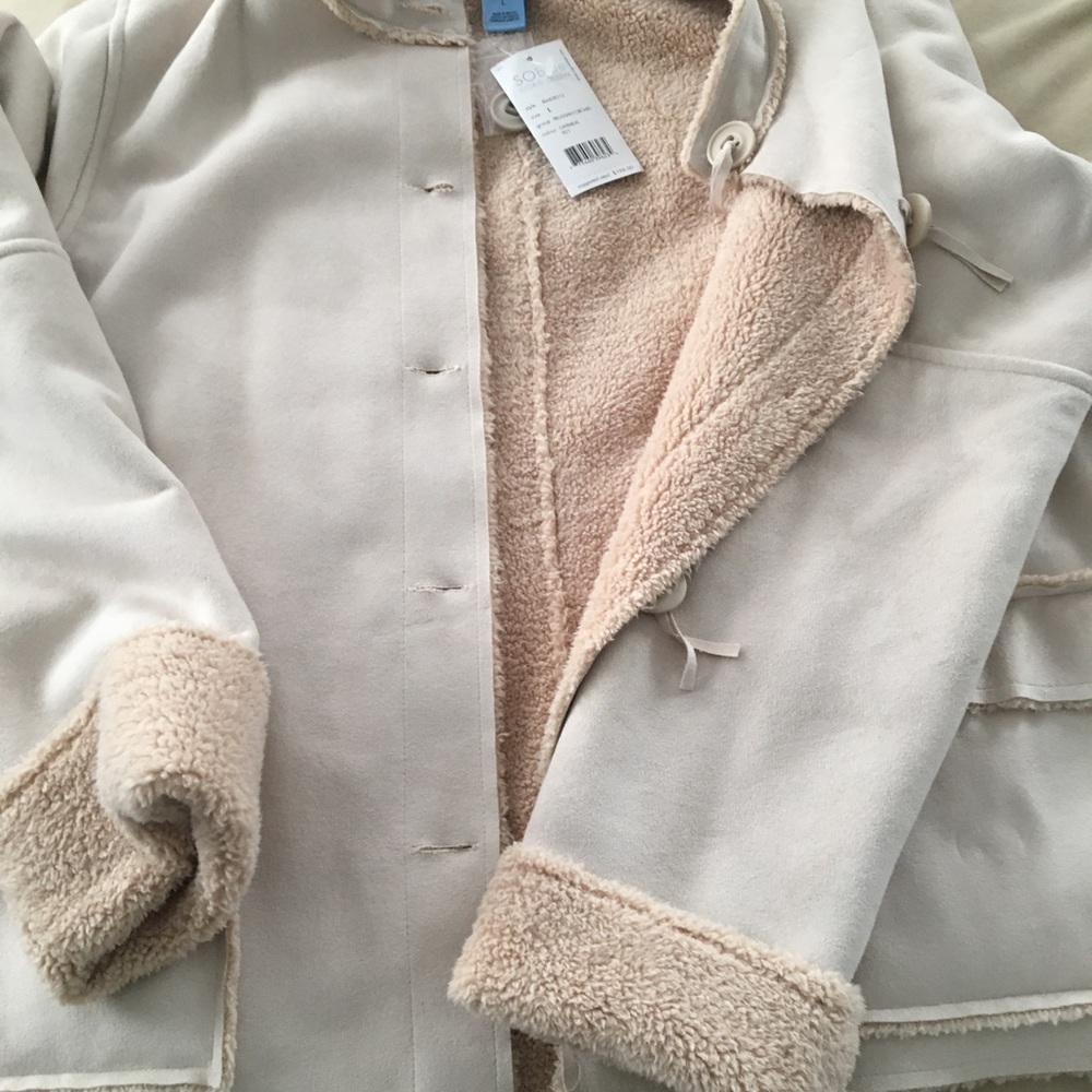 Ivory faux shearling jacket sz L New