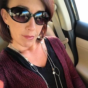 Meet your Posher, Tracy