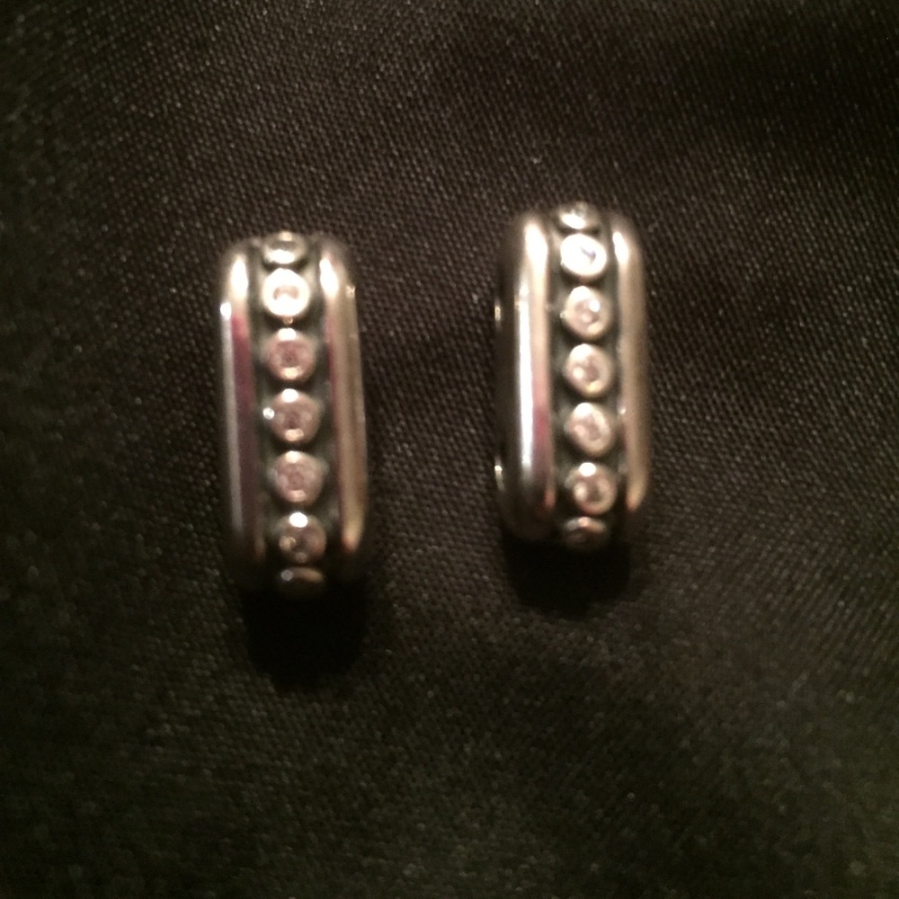 Pandora clips
