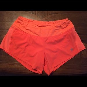 Oiselle Toolbelt Rogas, size 4