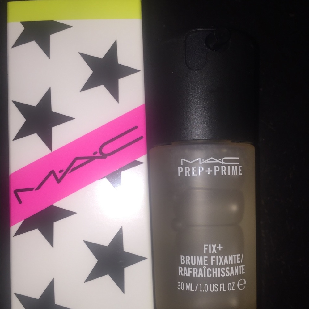 Limited edition MAC coconut fix+ setting spray