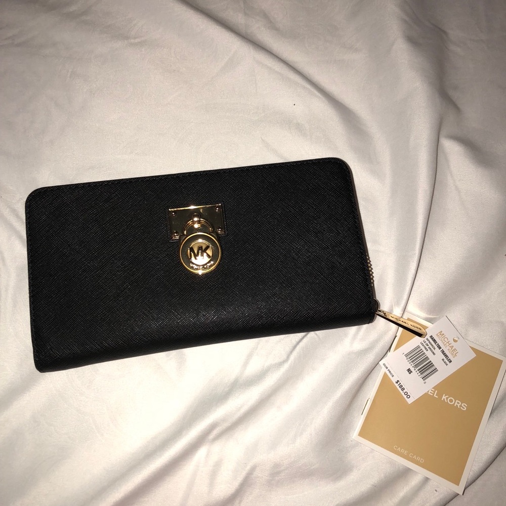 Michael Kors Hamilton Saffiano Wallet