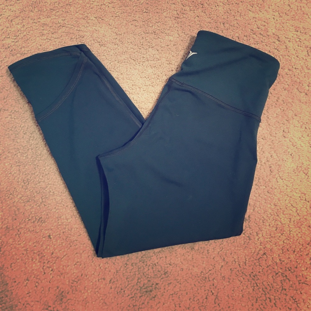 Old Navy active crops