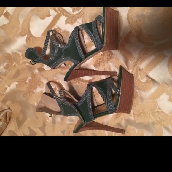 Bebe Heels - Picture 2 of 4