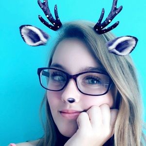 Meet your Posher, Madelyn