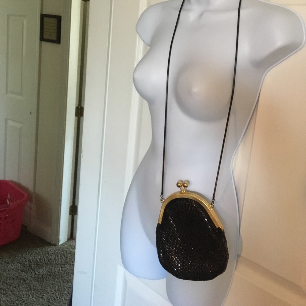 Gorgeous little black purse